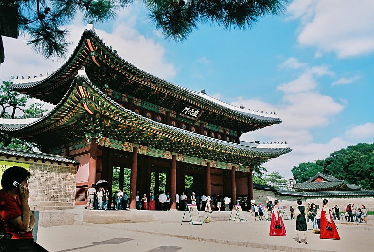 Istana Changdeok (Changdeokgung)
