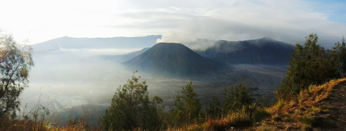 Panorama Gunung Bromo Yang Sangat Menawan