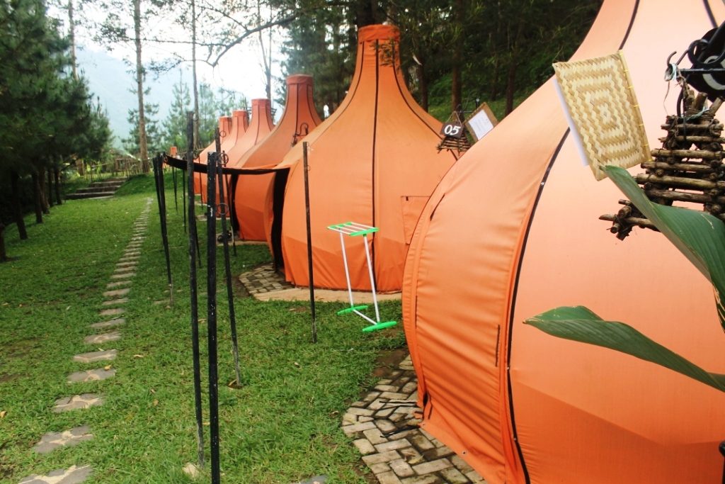 Camping The Lodge Maribaya