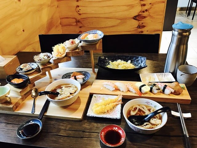 Persiapkan Pendukung Sushi Seperti Soy Sauce (Kecap Asin Jepang)