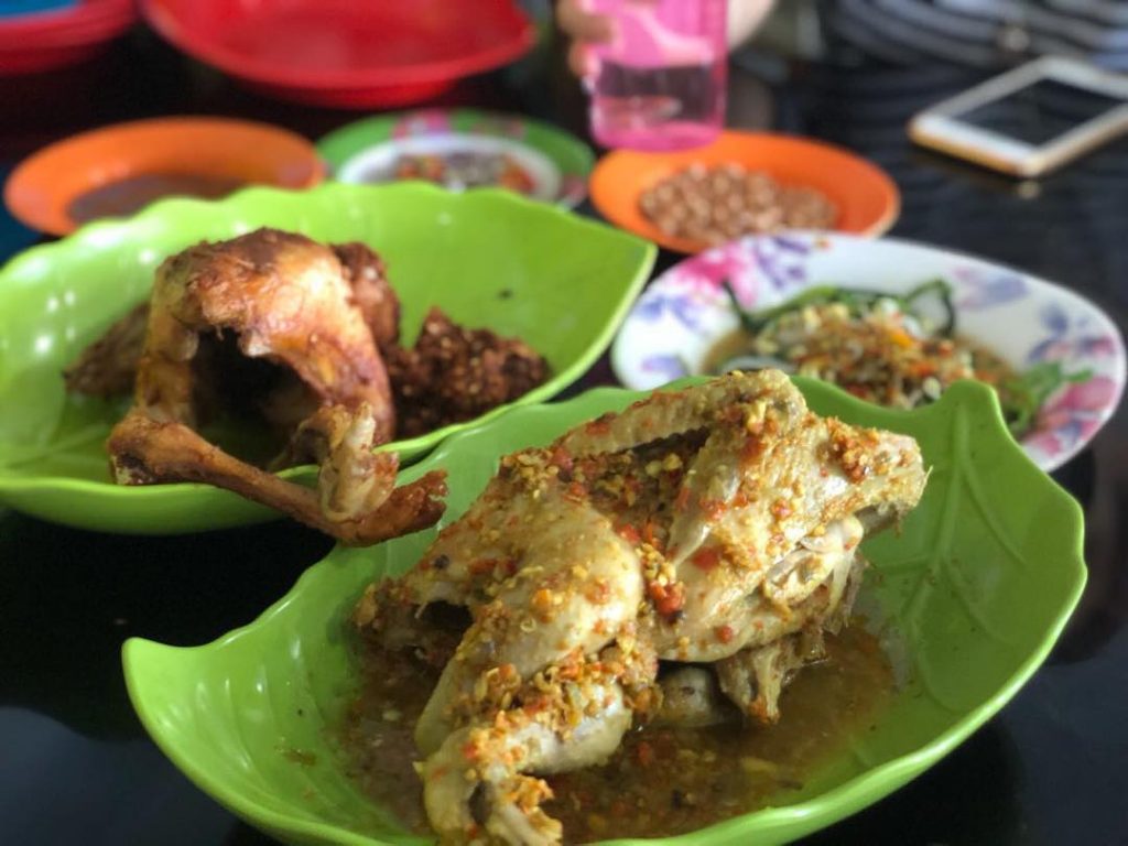 Ayam Betutu Men Tempeh, Image By IG : @sari_threeong