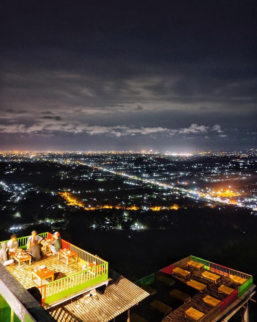 Bukit Bintang, Image By IG : @rvanmy