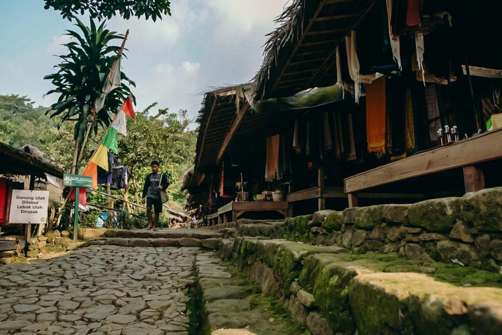 Pembatasan Kunjungan ke Desa Suku Baduy