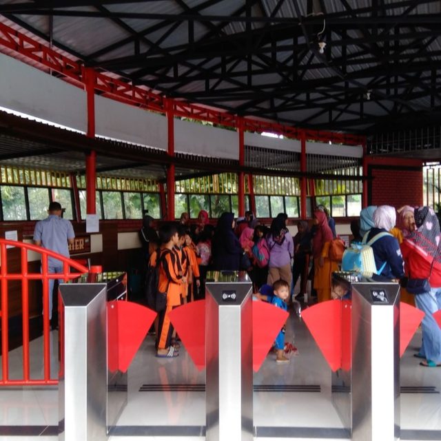 Kumpay Waterpark Subang, Harga Tiket Masuk, Wahana dan Fasilitas
