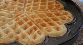 Resep Waffle Lembut Sempurna, Cukup 5 Langkah!