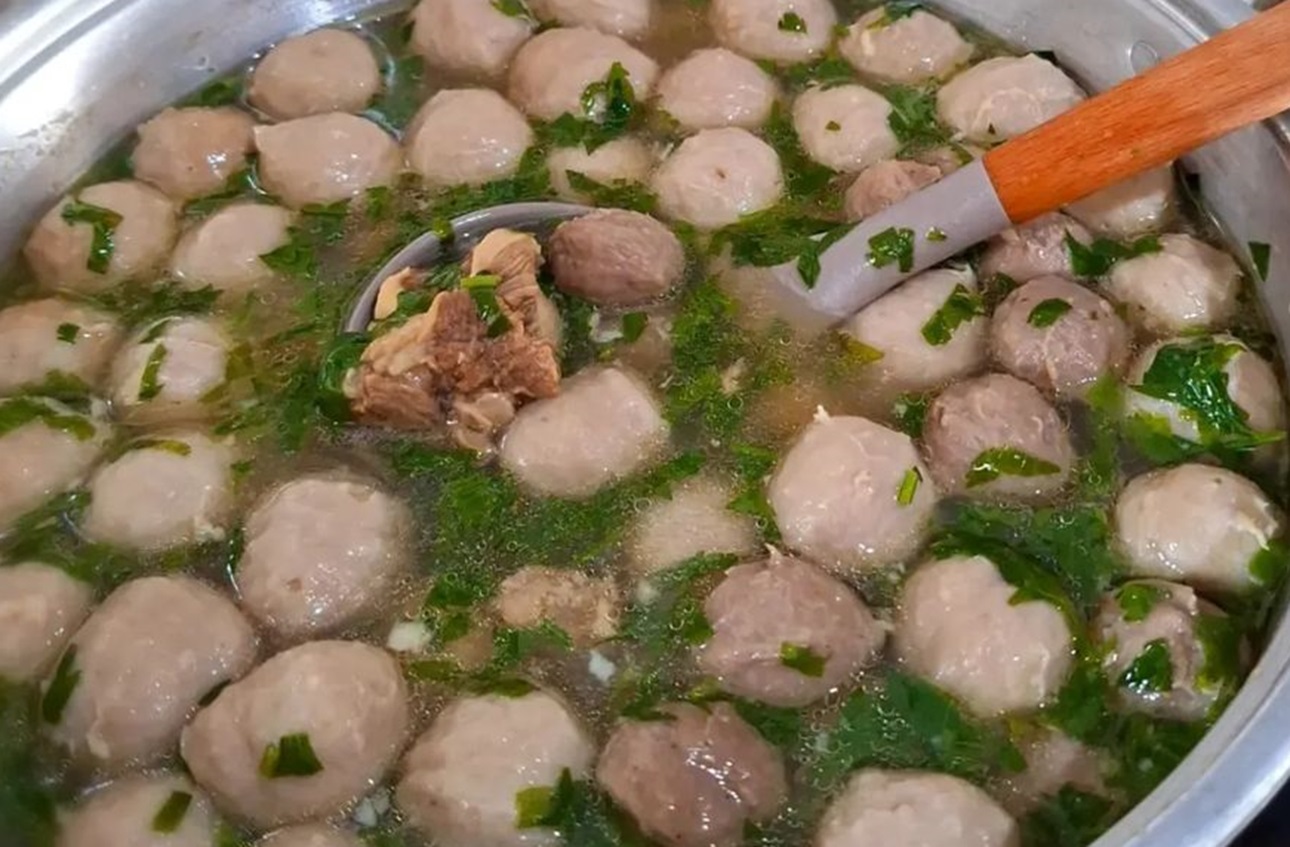 Resep Kuah Bakso Spesial enak dan gurih