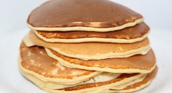 Resep Pancake Simple Pakai Teflon Anti Gagal!