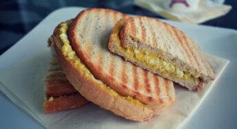 Resep Sandwich Roti Tawar Simple: Sarapan Enak dalam Hitungan Menit!