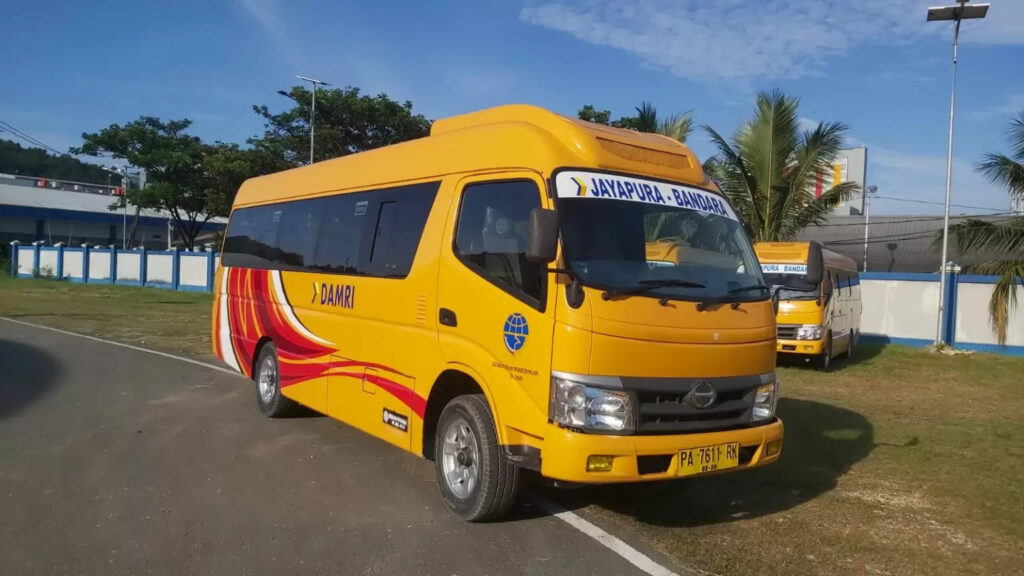 Harga Tiket dan Jadwal Damri Bandara Sentani - Kota Jayapura 2024(1)(1)