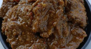 Resep Rendang Daging Sapi Sederhana, Cukup 4 Langkah Jadi!