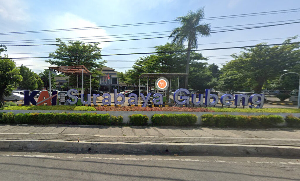 Stasiun Gubeng Baru, Perbedaan Stasiun Gubeng Lama dan Gubeng Baru