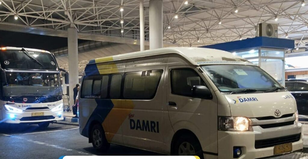 Harga Tiket, Jadwal Damri Bandara Juanda Surabaya Terbaru 2024